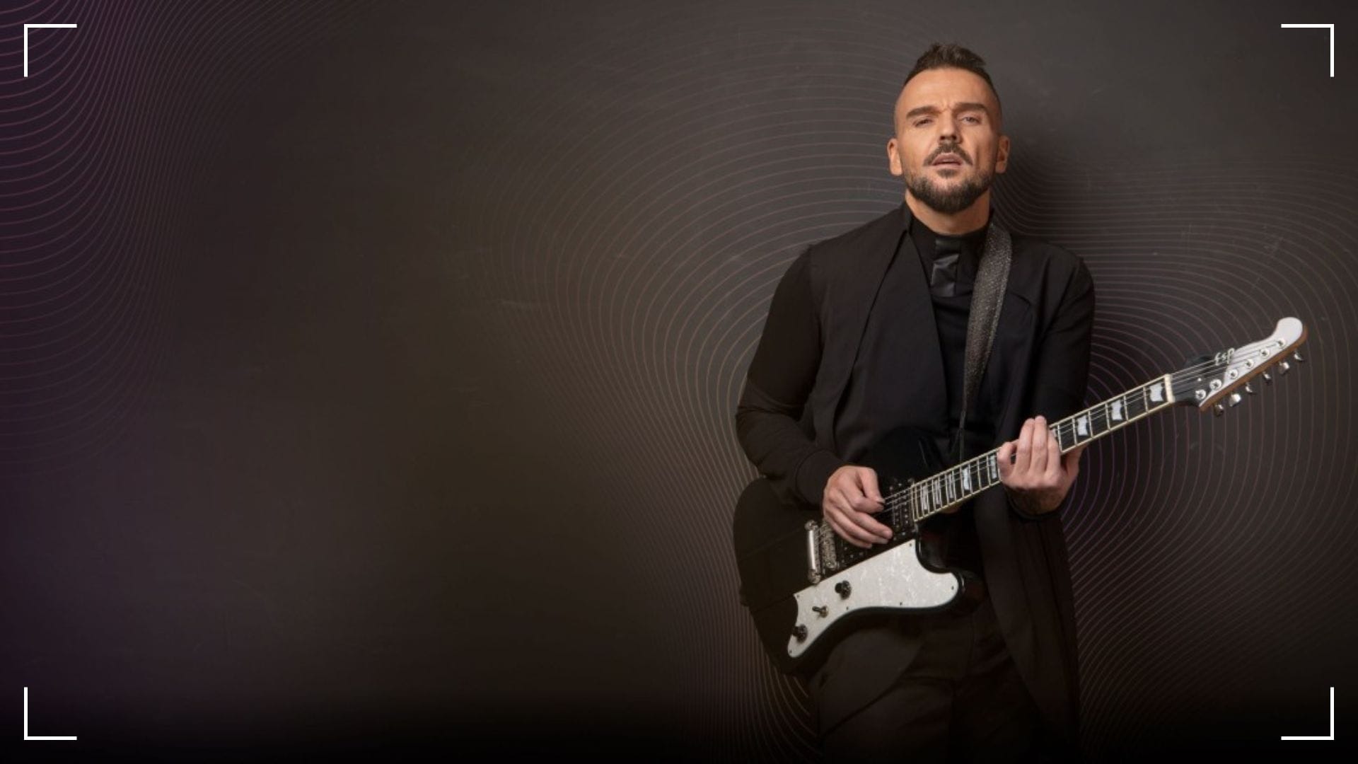 Звукът на един артист, който не се доказва, а споделя