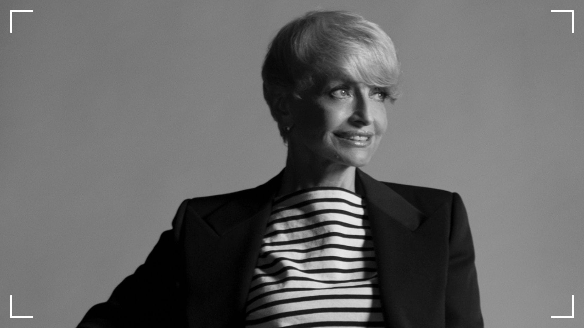 I’ve Got The Music In Me. Името ѝ е Камелия Тодорова.